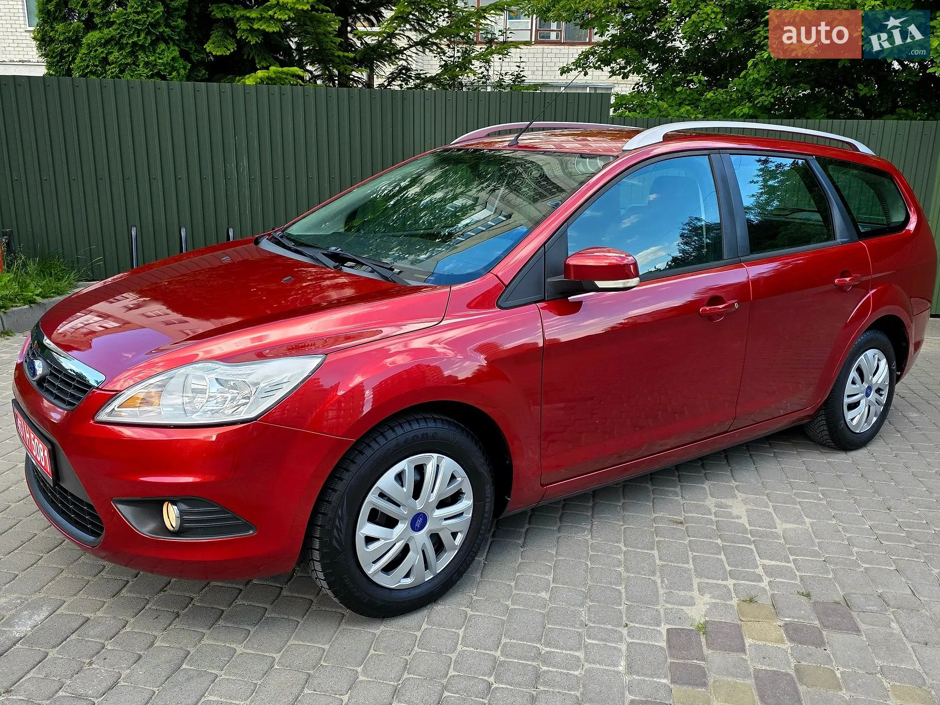2010 Ford Focus - мініатюра 14