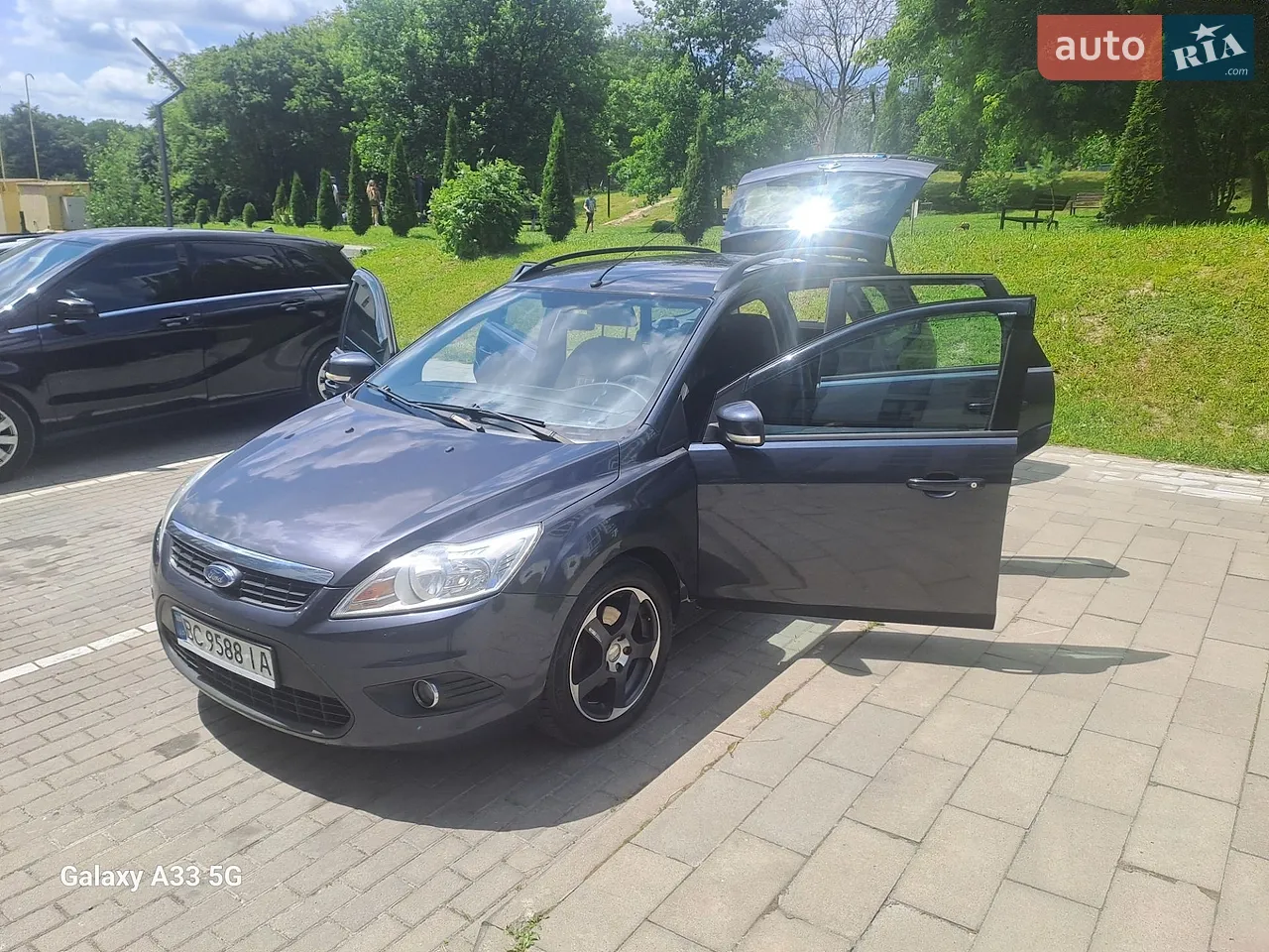 2010 Ford Focus - мініатюра 7