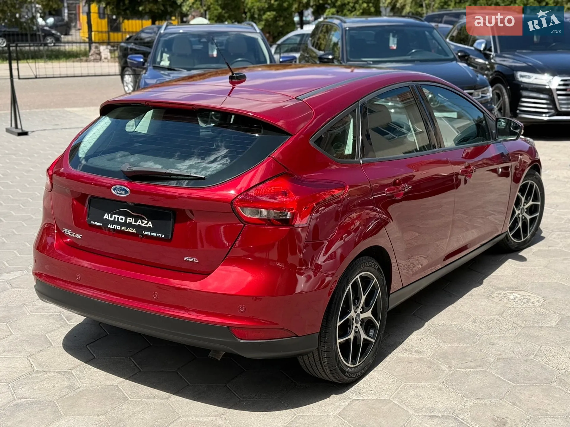 2017 Ford Focus - мініатюра 17