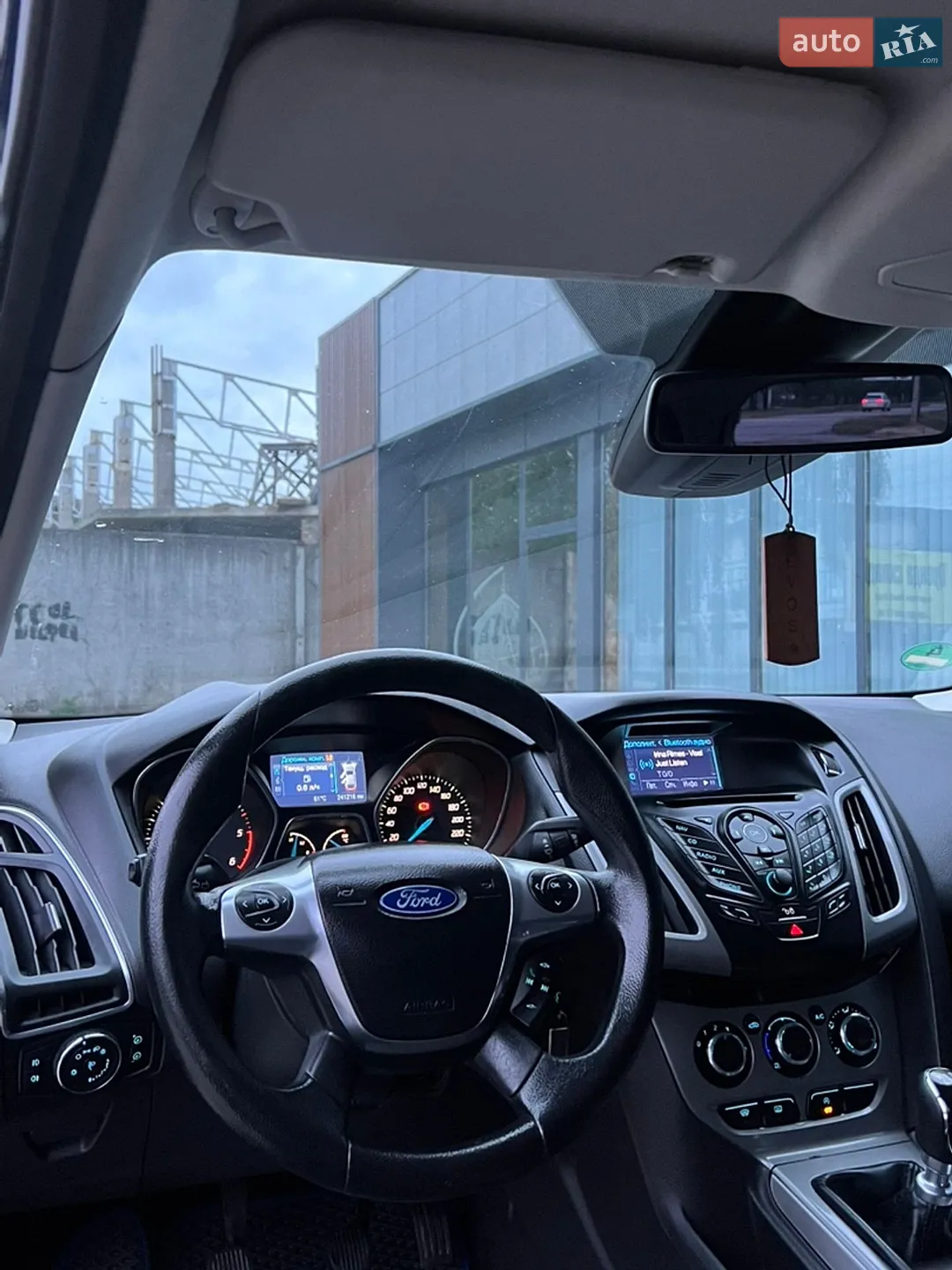 2011 Ford Focus - мініатюра 16