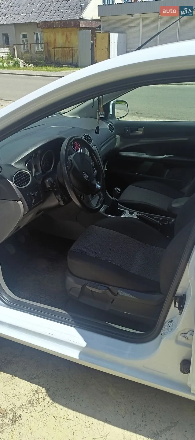 2011 Ford Focus - мініатюра 3