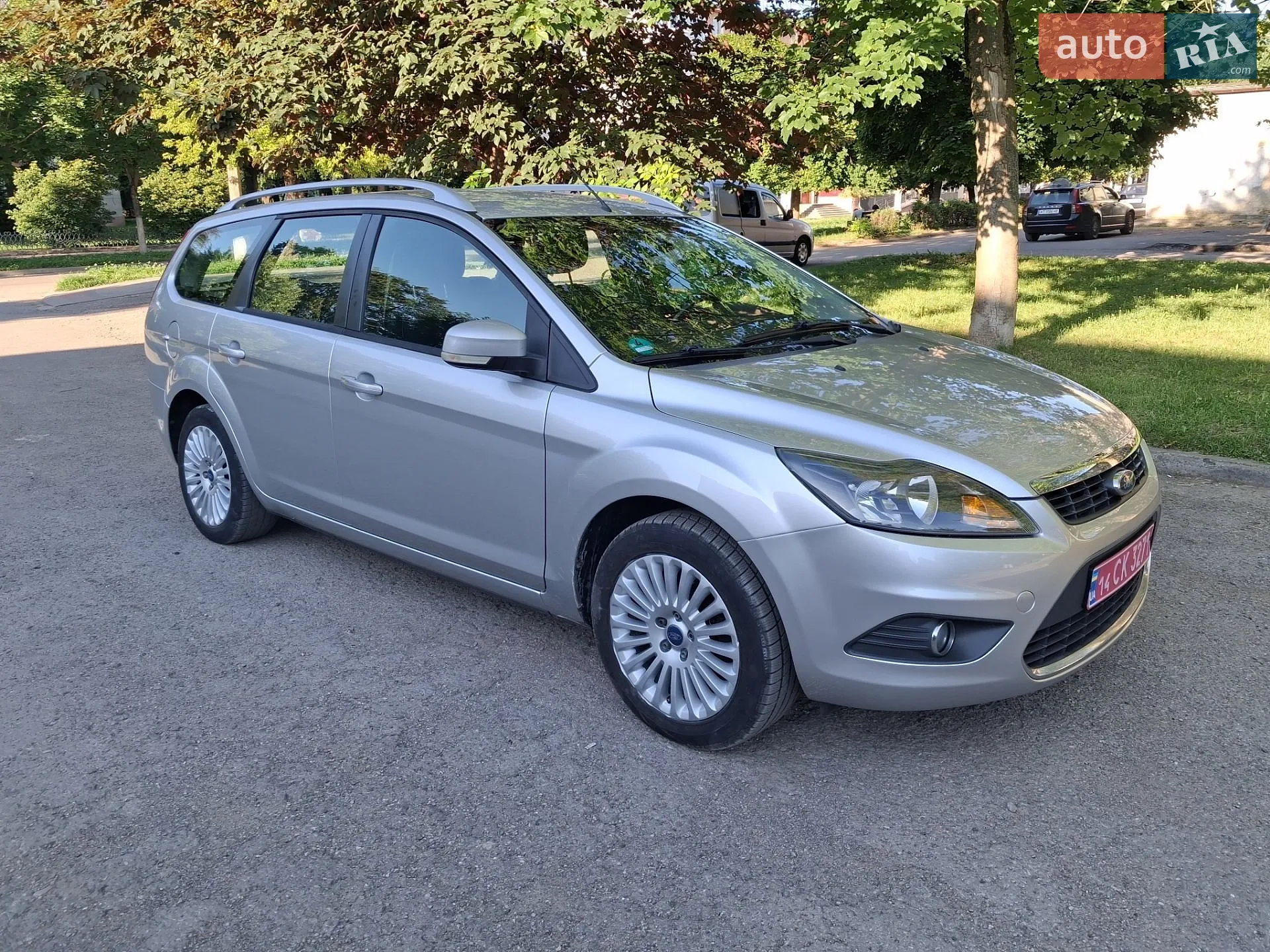2010 Ford Focus - мініатюра 3