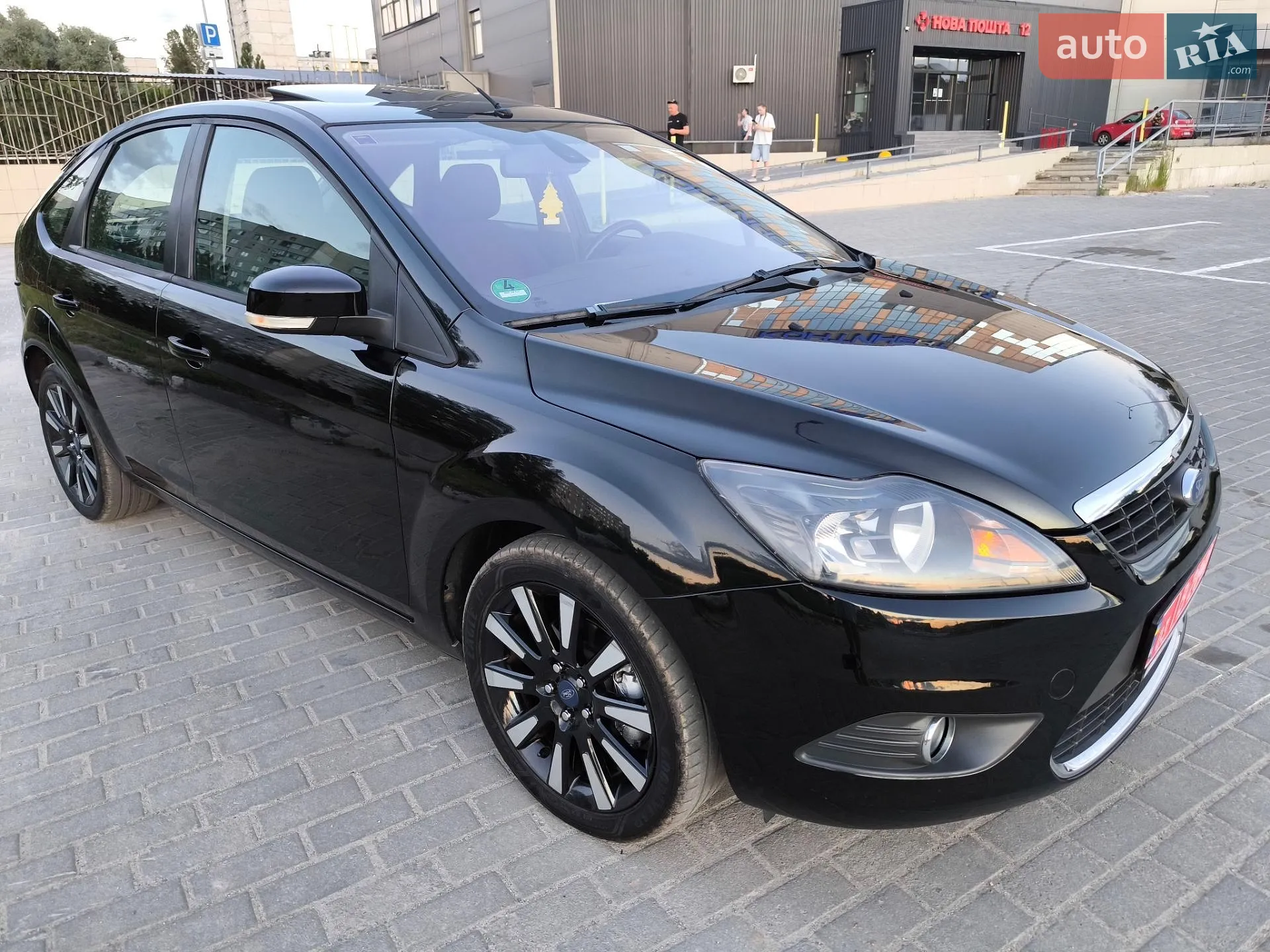2010 Ford Focus - мініатюра 4