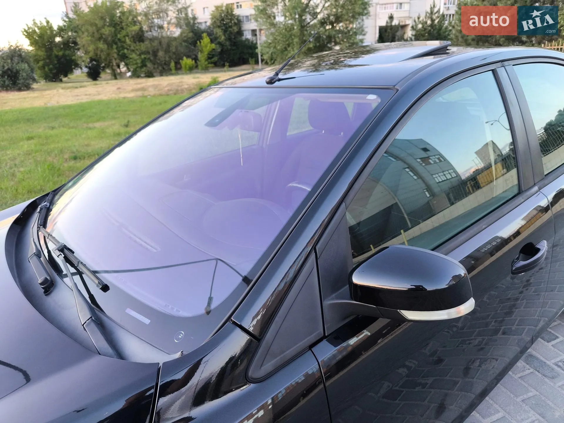 2010 Ford Focus - мініатюра 20