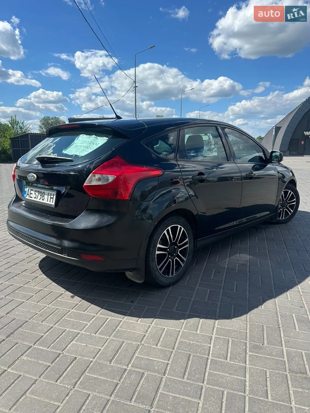 2011 Ford Focus - мініатюра 2