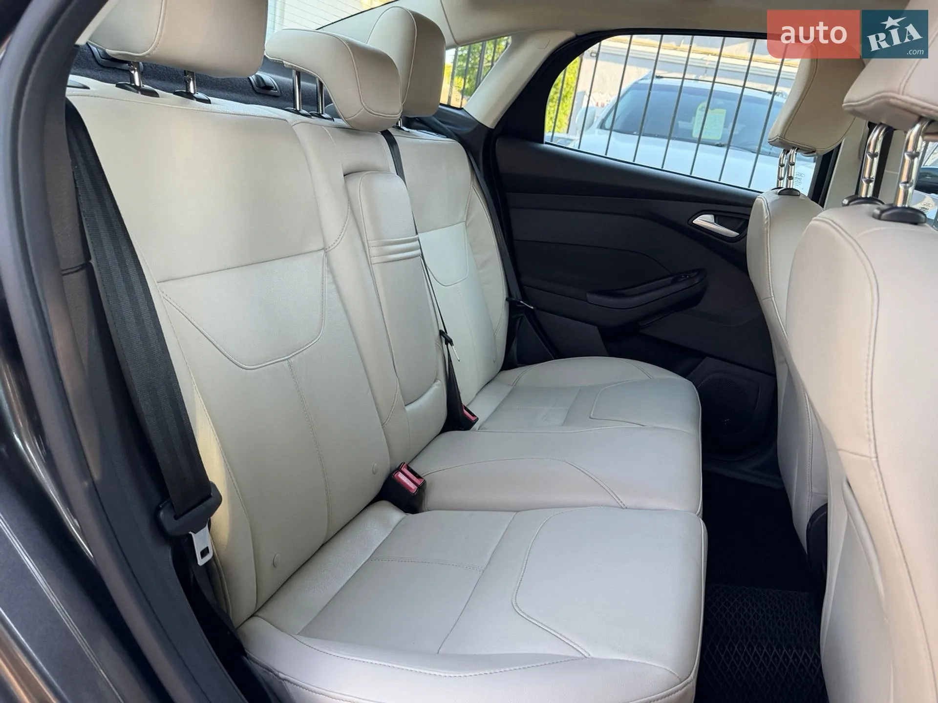 2015 Ford Focus - мініатюра 12