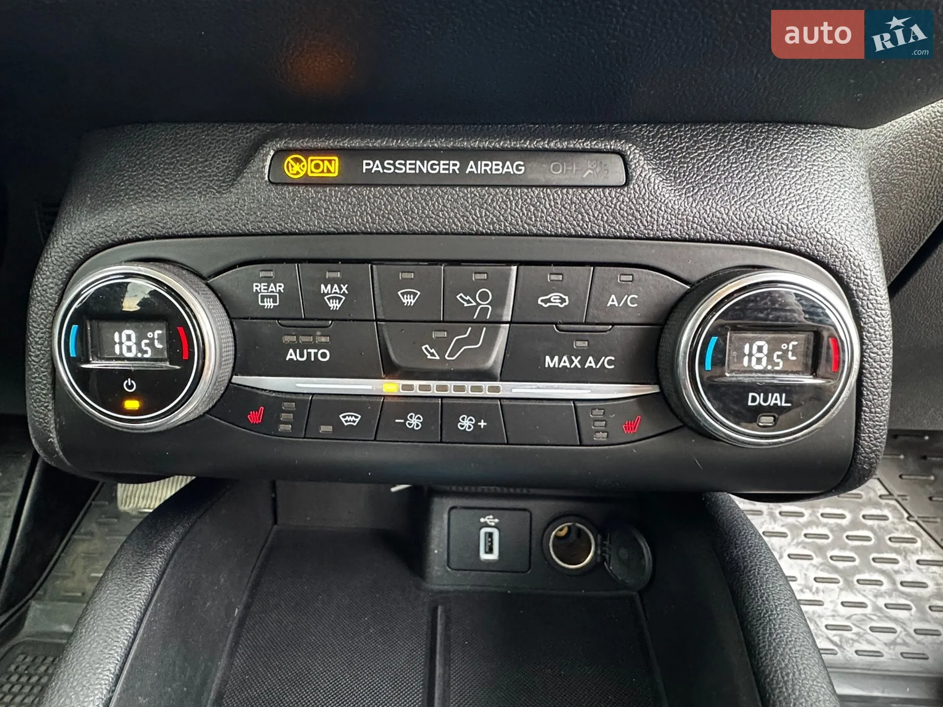 2019 Ford Focus - мініатюра 21
