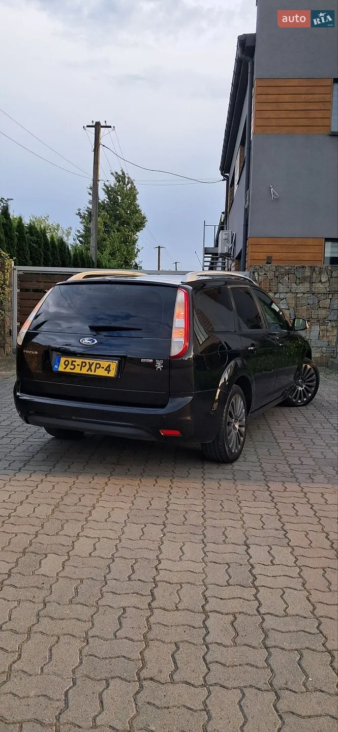 2010 Ford Focus - мініатюра 39