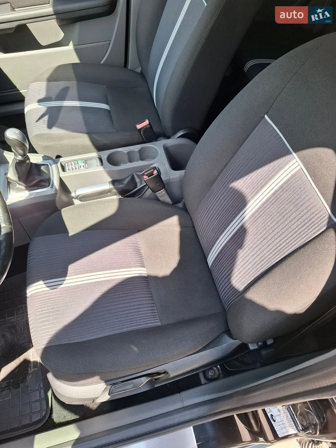 2010 Ford Focus - мініатюра 20