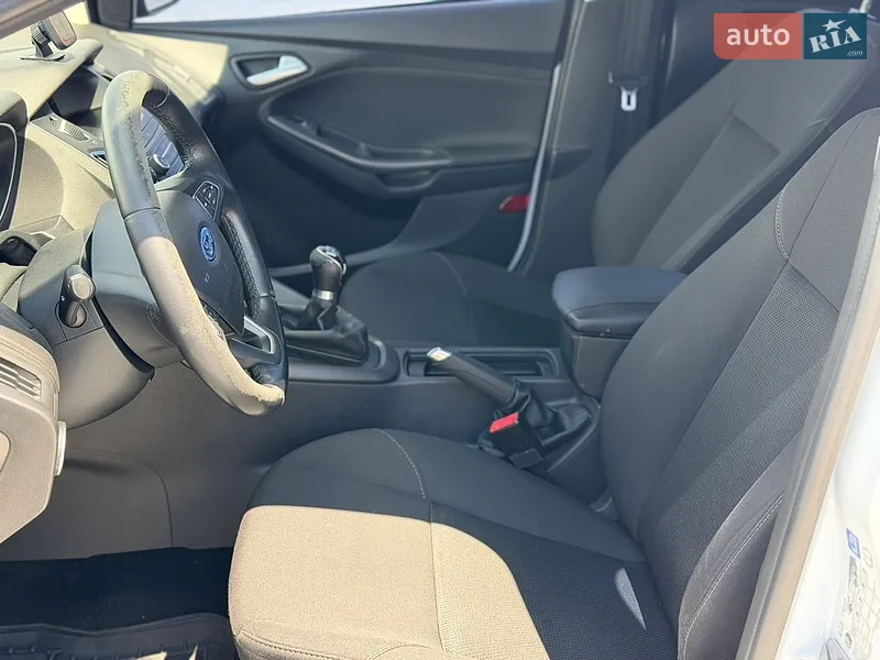 Ford Focus 2015 VIN WF05XXGCC5FK41363 фото оголошення 16 з 58