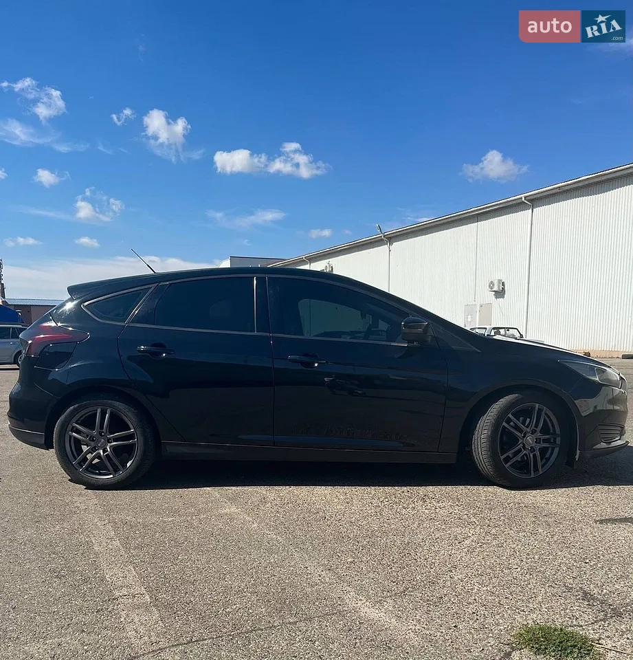 2018 Ford Focus - мініатюра 19
