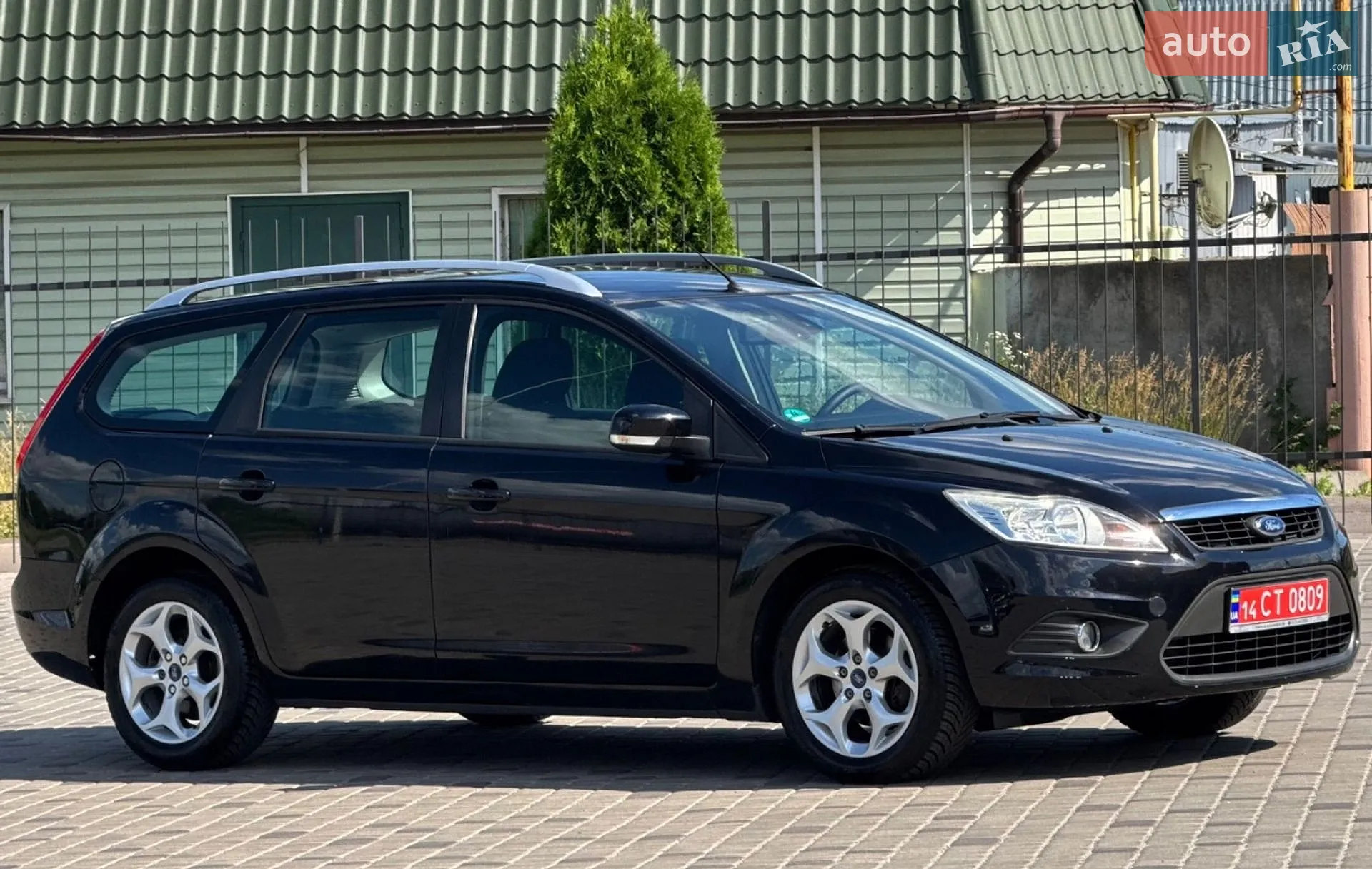 2010 Ford Focus - мініатюра 14