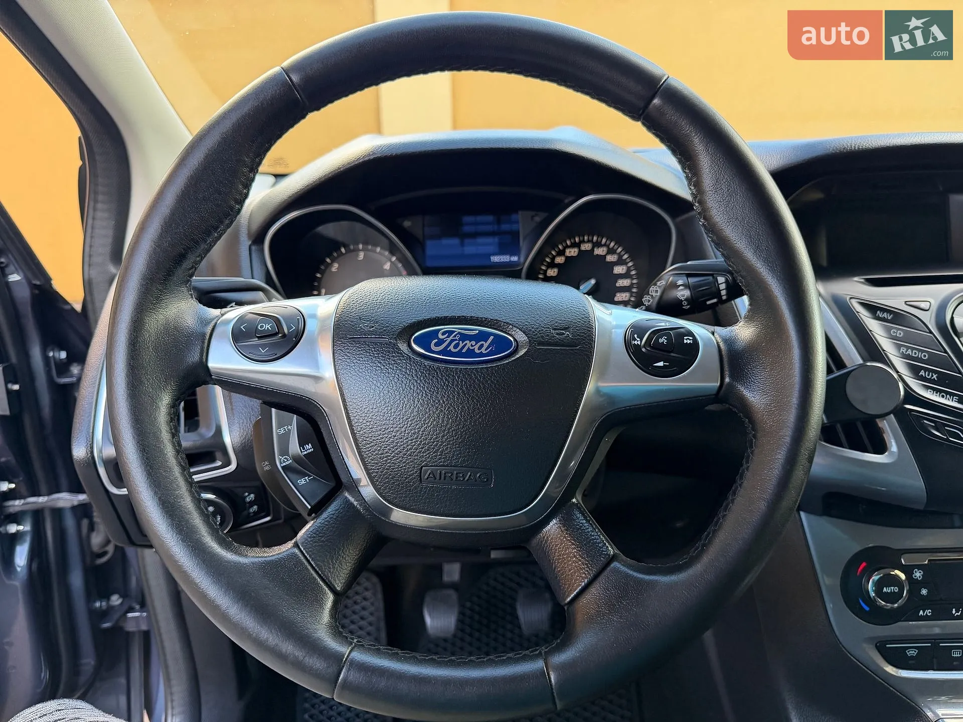 2013 Ford Focus - мініатюра 106