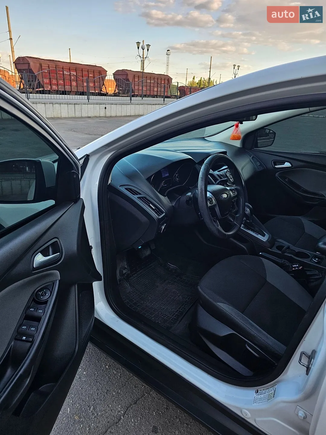 2012 Ford Focus - мініатюра 6