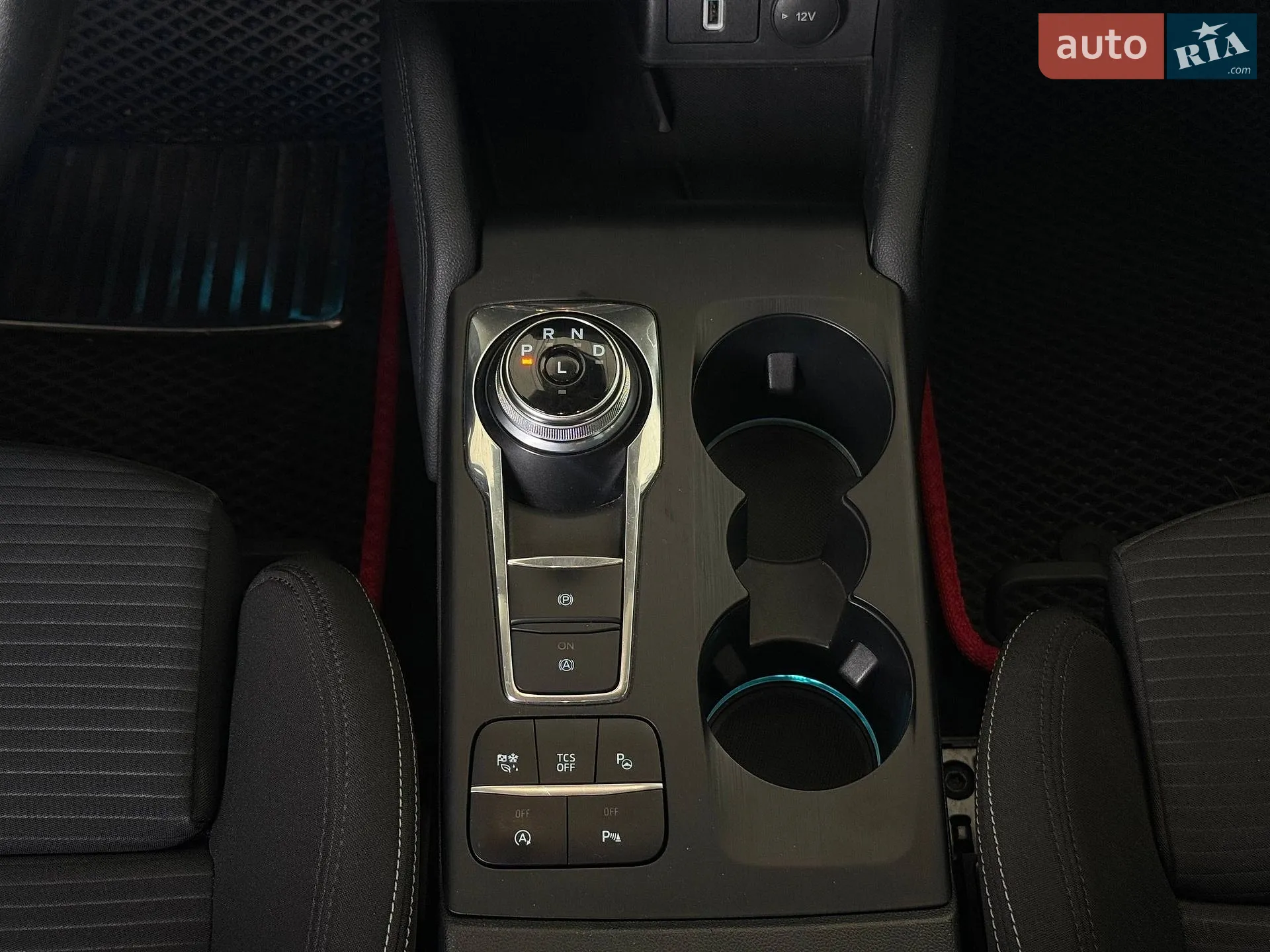 2020 Ford Focus - мініатюра 14