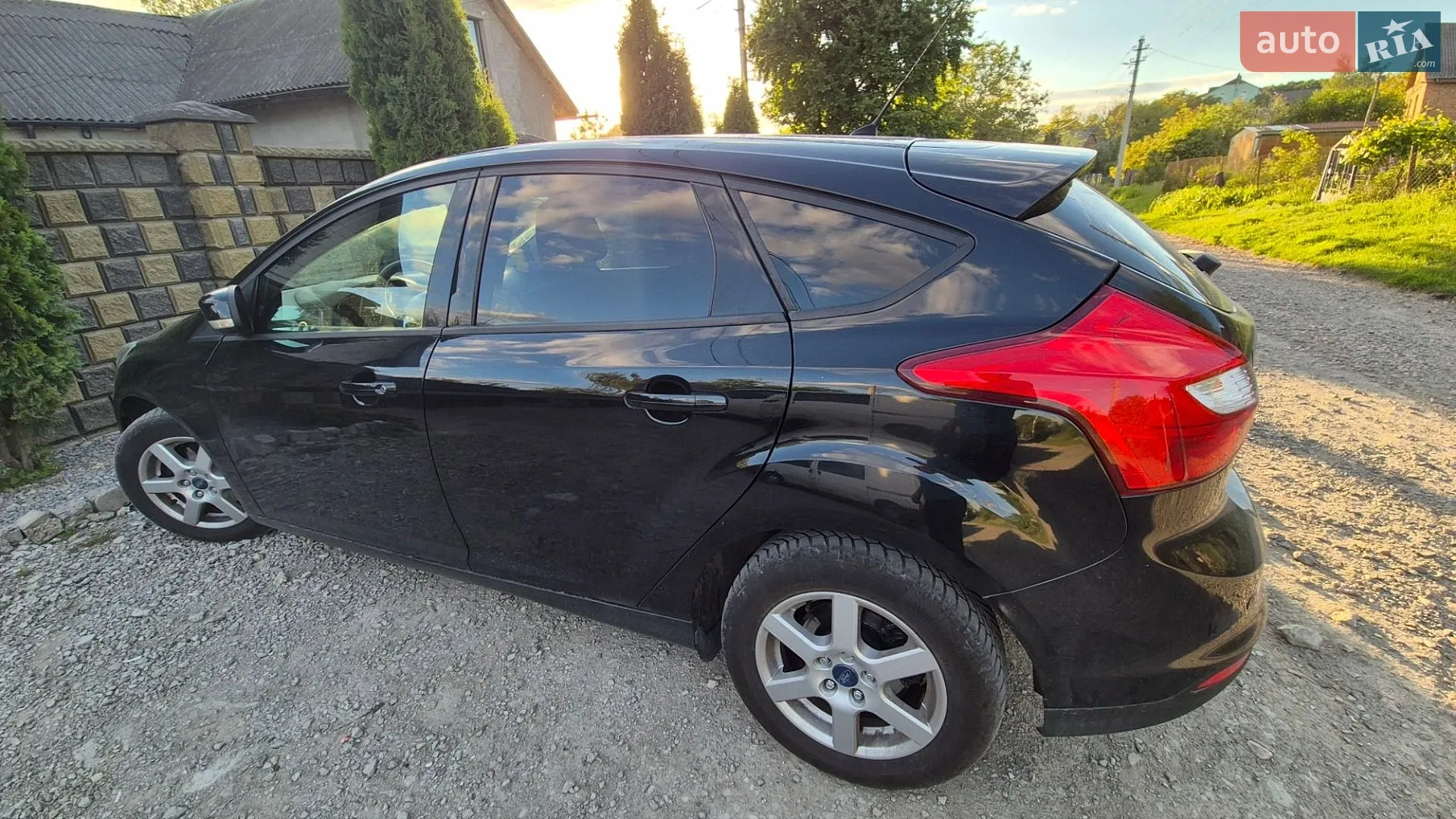 2011 Ford Focus - мініатюра 2