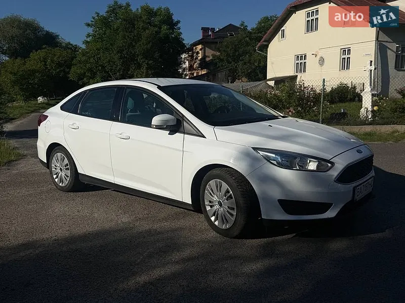 Ford Focus 2017 VIN WF04XXGCC4HR86963 фото оголошення 2 з 44