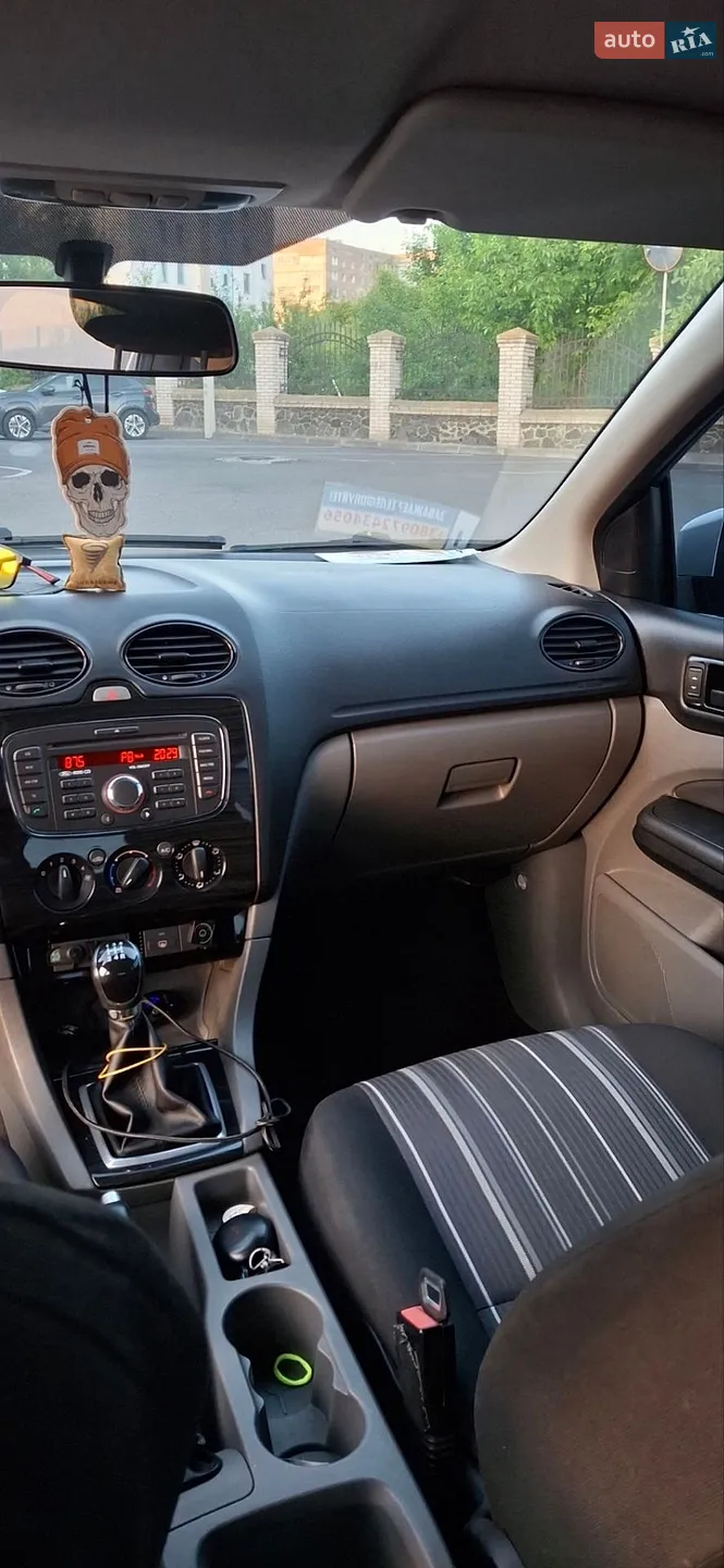 2011 Ford Focus - мініатюра 17