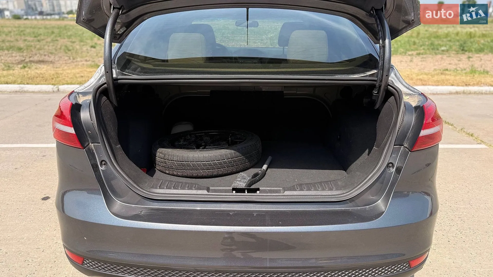 2015 Ford Focus - мініатюра 28