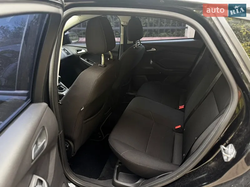 Ford Focus 2016 VIN WF05XXGCC5GY27575 фото оголошення 12 з 50