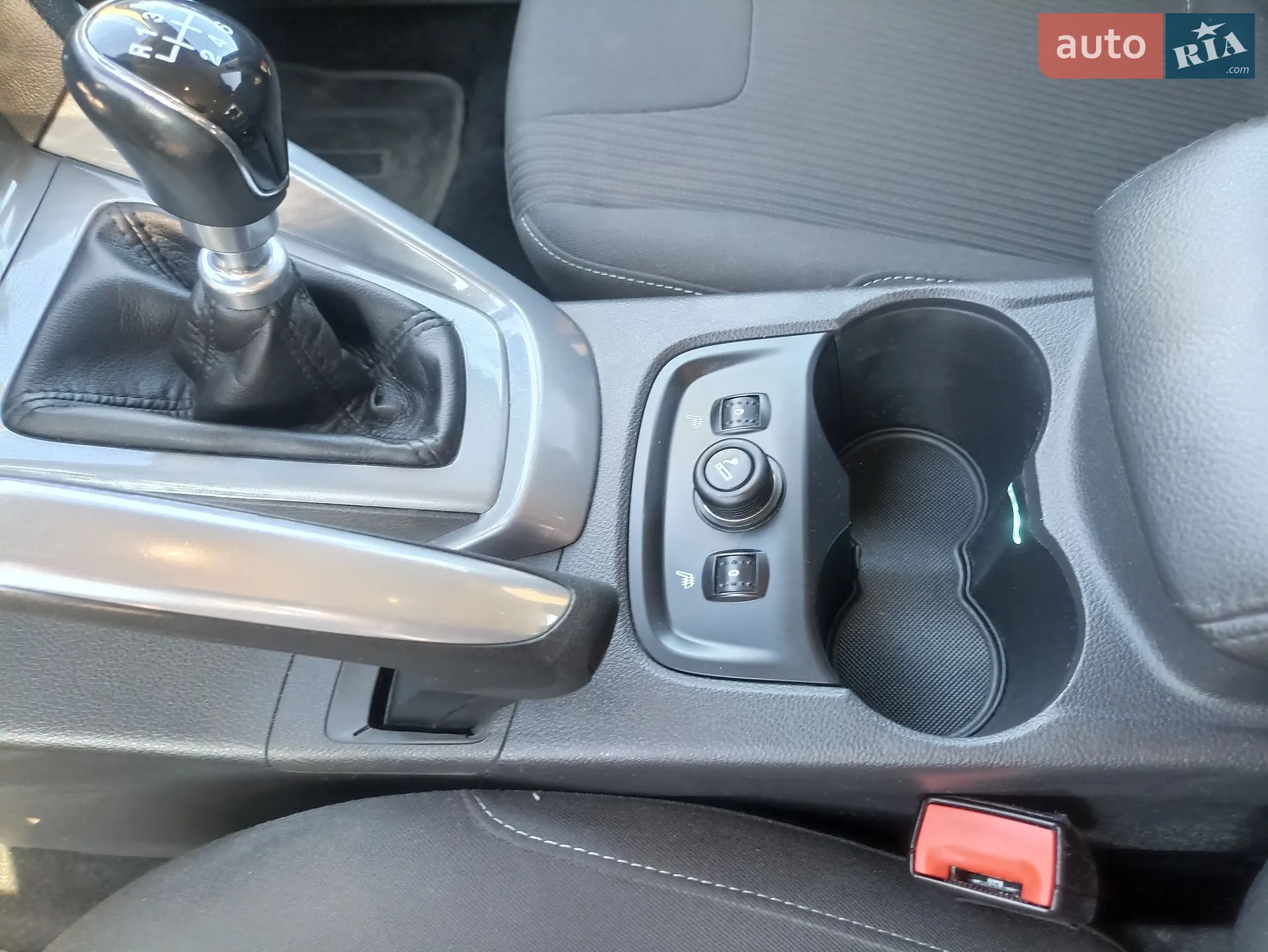 2011 Ford Focus - мініатюра 12
