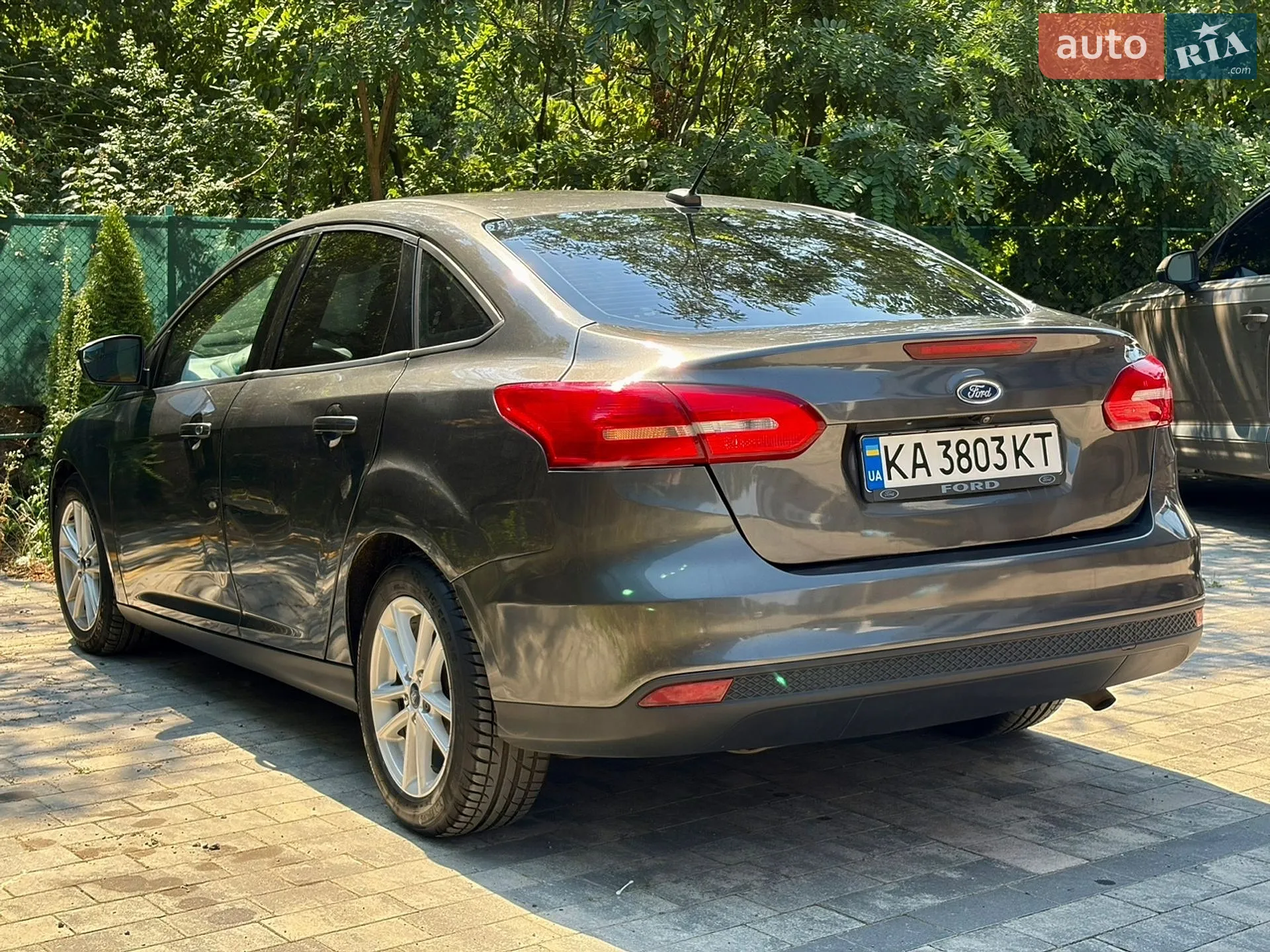 2017 Ford Focus - мініатюра 18