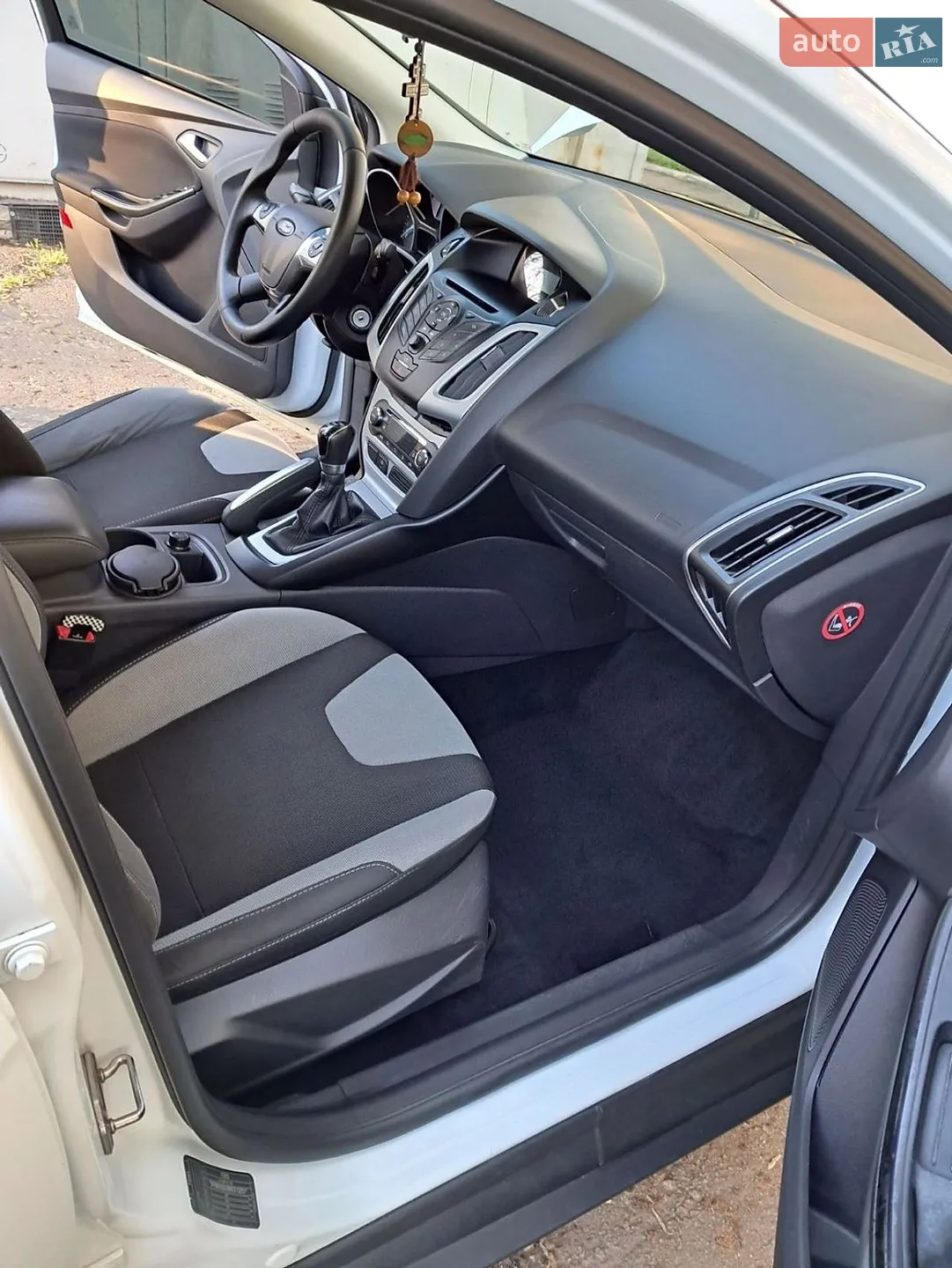 2012 Ford Focus - мініатюра 8