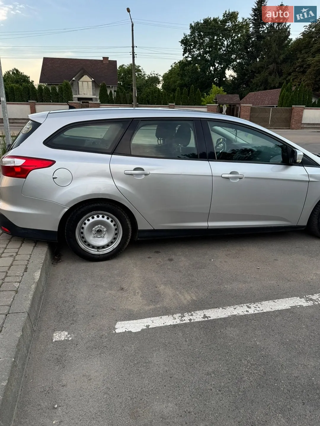 2011 Ford Focus - мініатюра 11