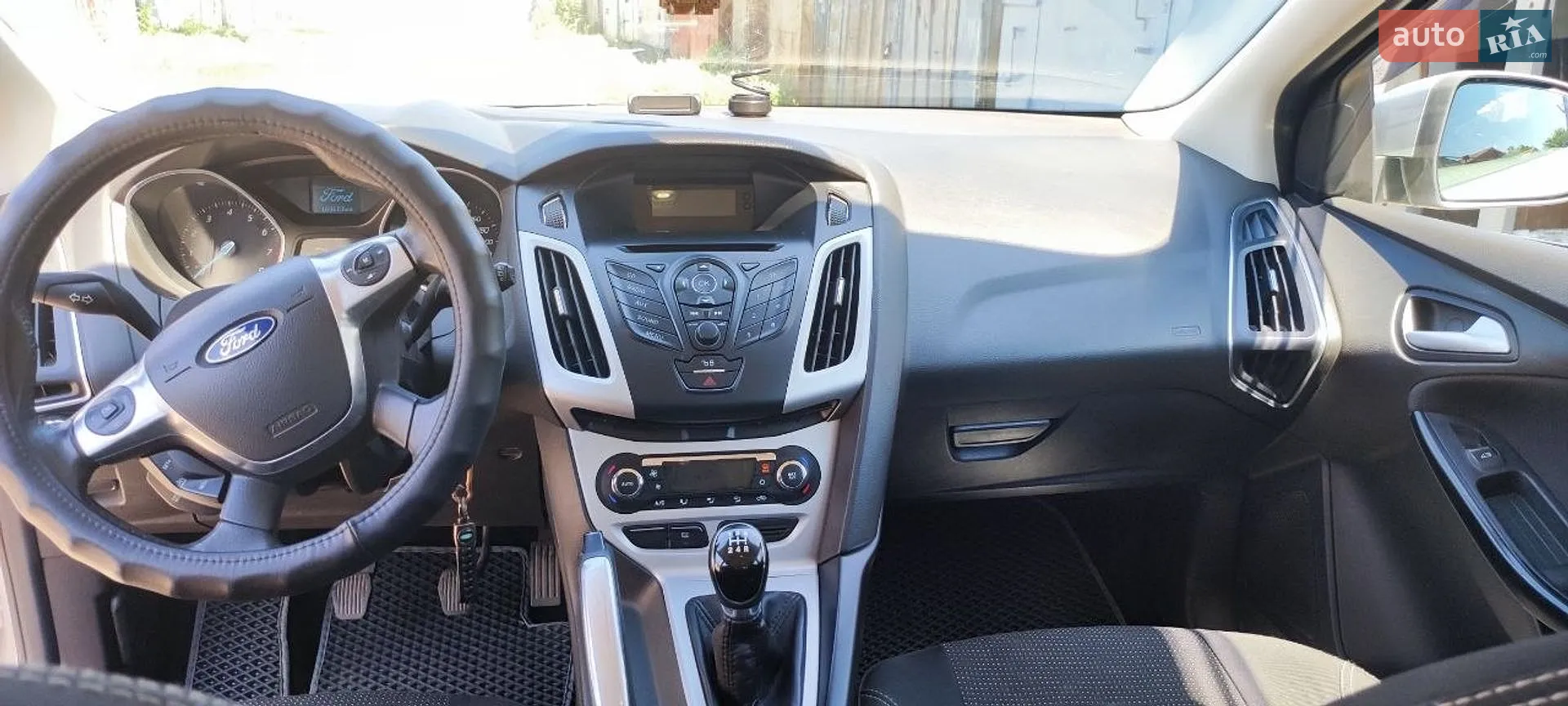 2011 Ford Focus - мініатюра 9