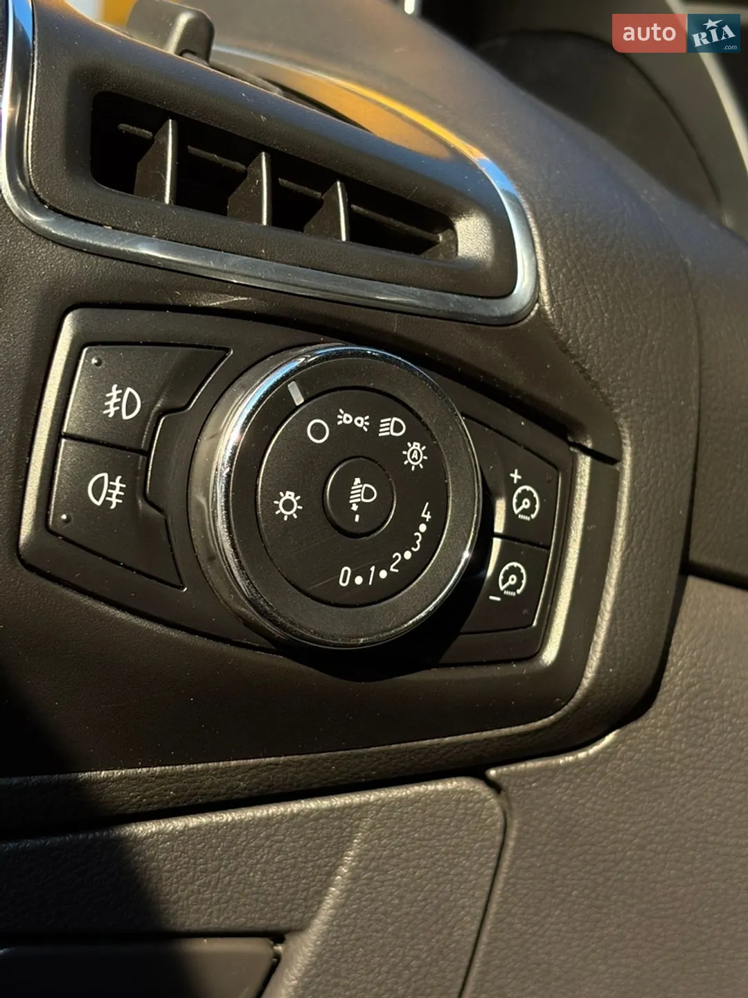 2012 Ford Focus - мініатюра 20