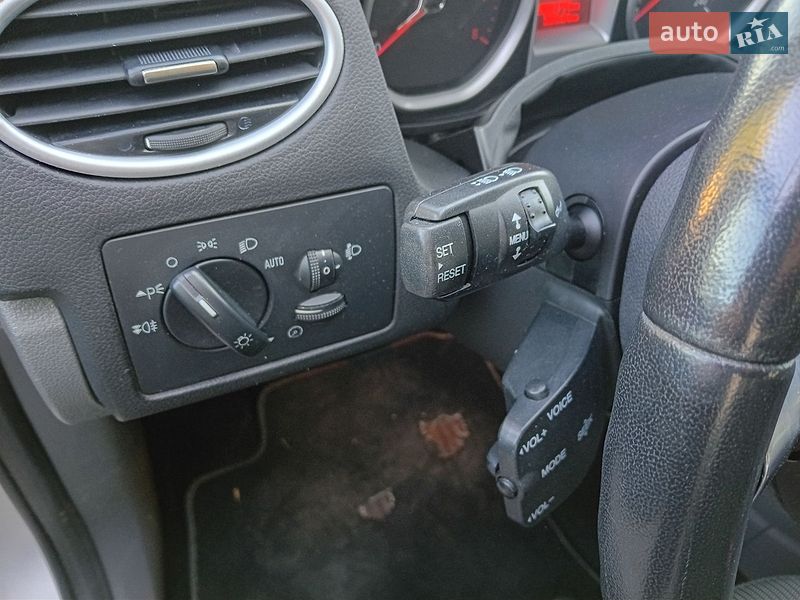 Универсал Ford Focus 2010 в Тернополе фото 16 Универсал Ford Focus 2010 в Тернополе