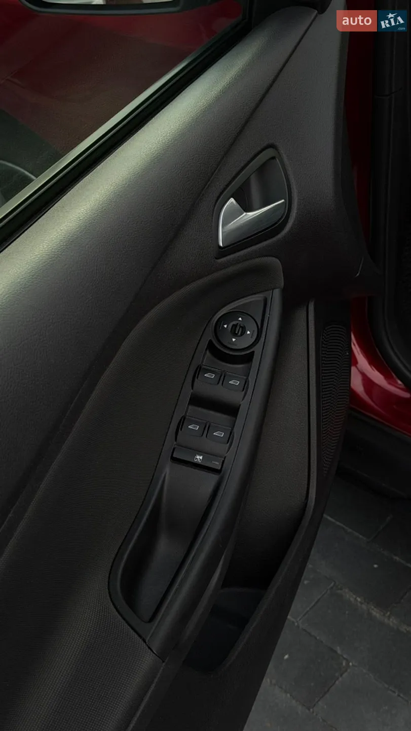 2014 Ford Focus - мініатюра 16