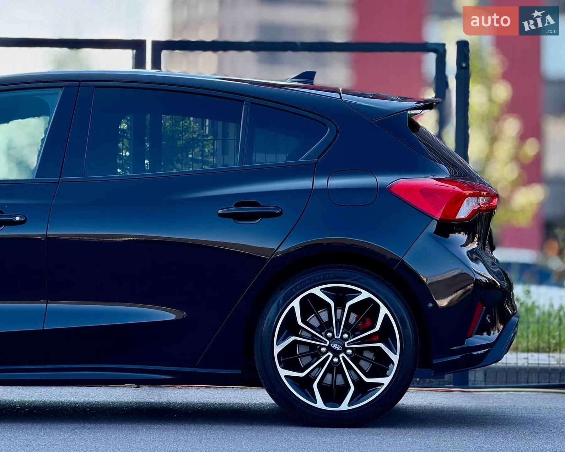 2020 Ford Focus - мініатюра 10