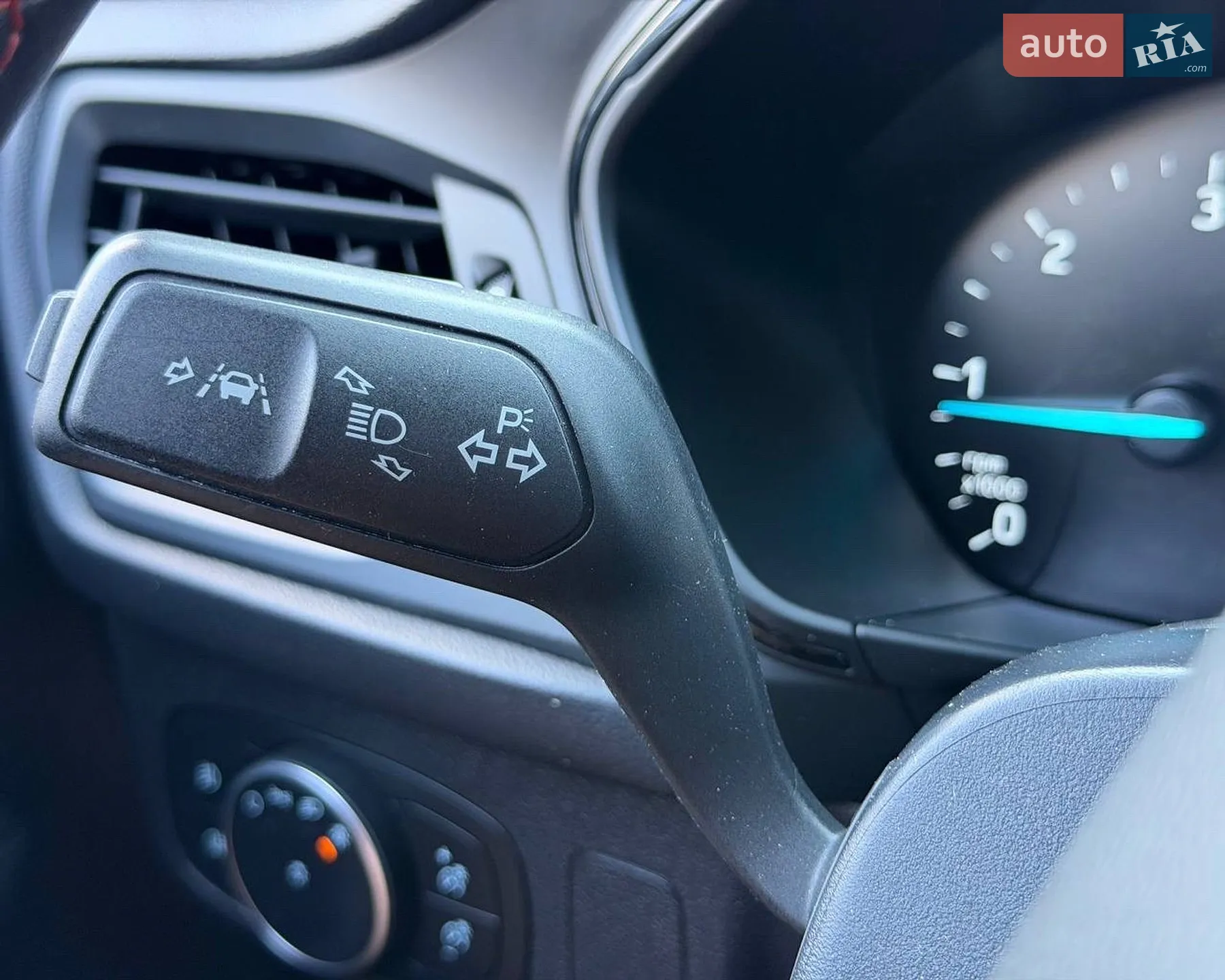 2020 Ford Focus - мініатюра 27