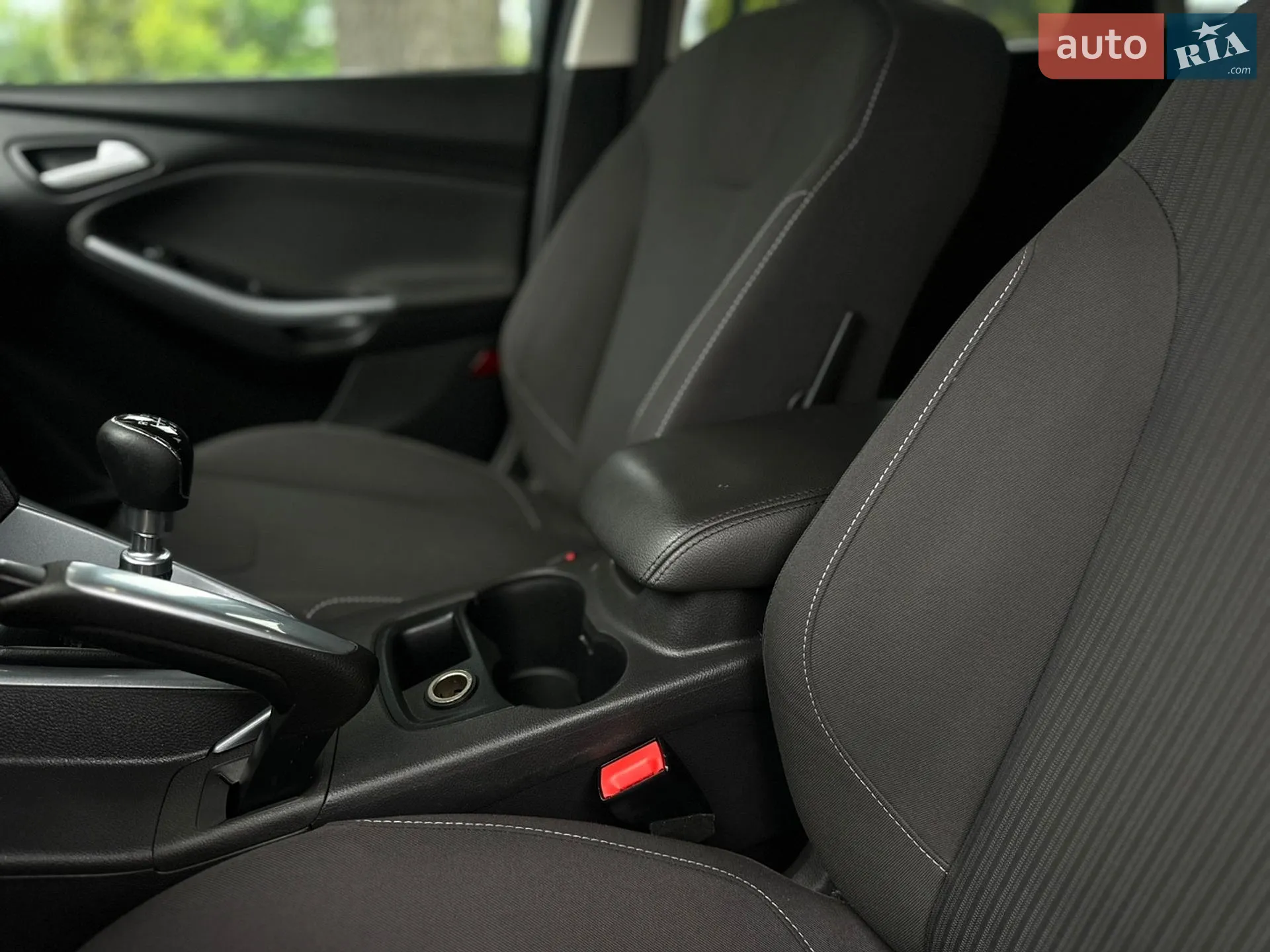 2011 Ford Focus - мініатюра 37