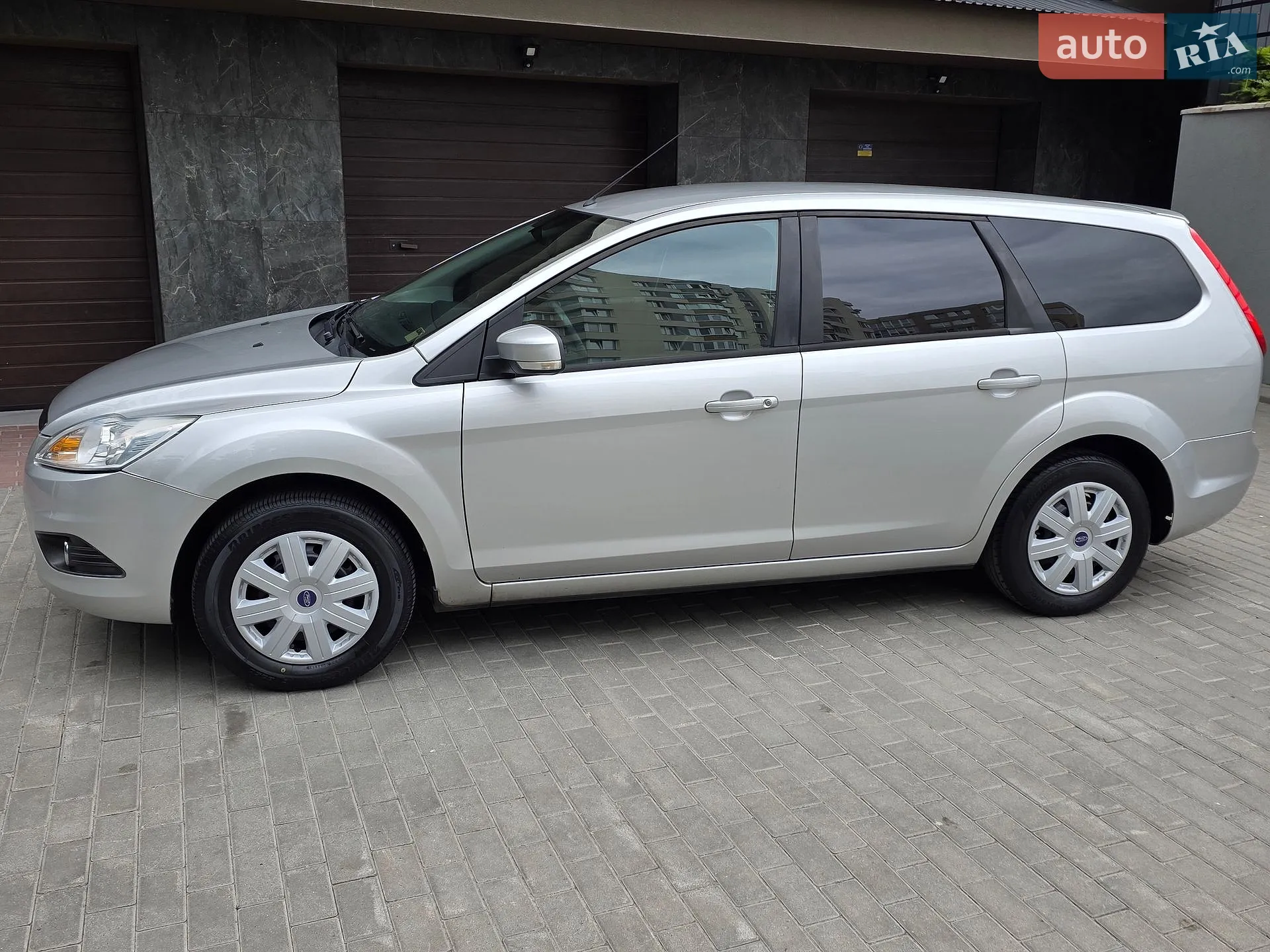 2010 Ford Focus - мініатюра 5