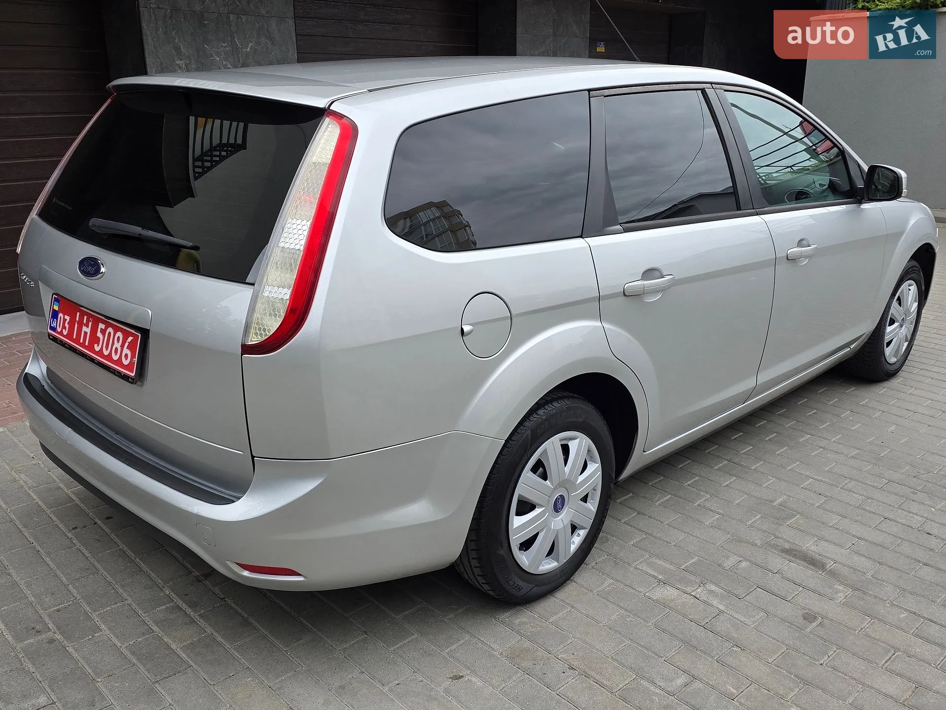 2010 Ford Focus - мініатюра 12