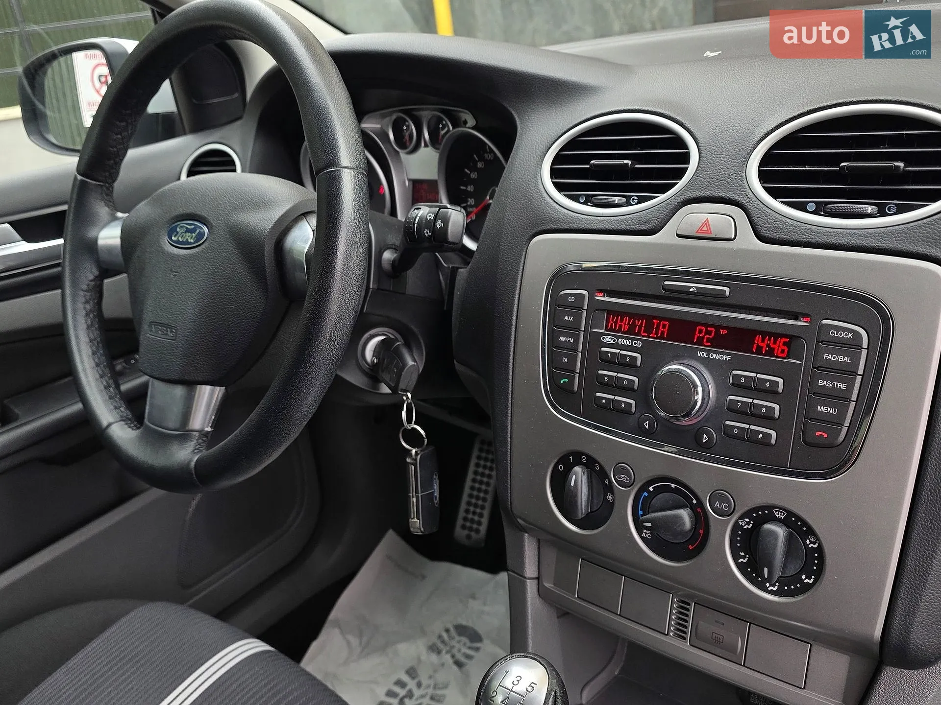 2010 Ford Focus - мініатюра 38