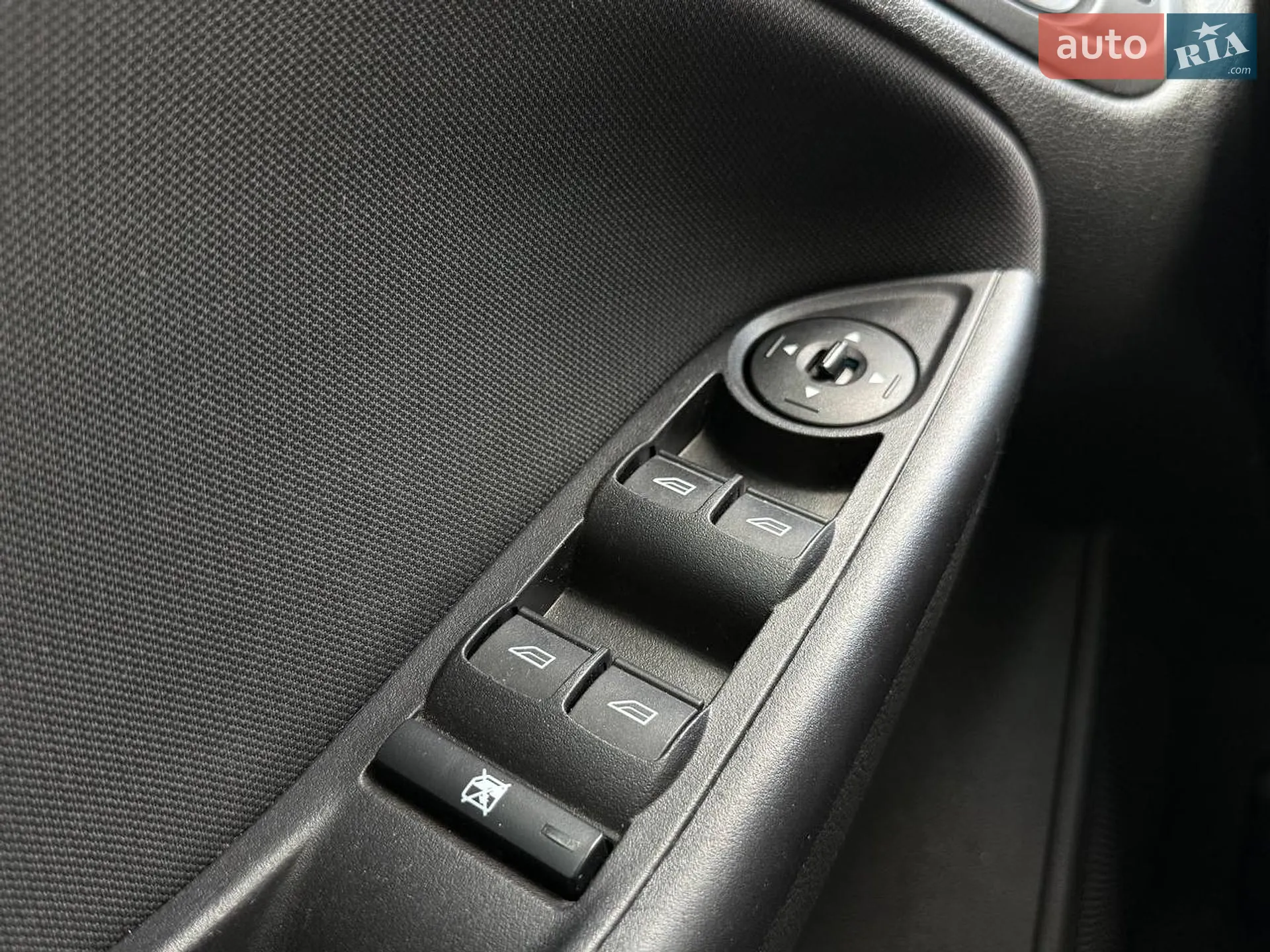 2018 Ford Focus - мініатюра 16