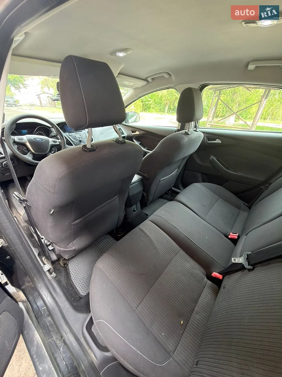 2011 Ford Focus - мініатюра 9