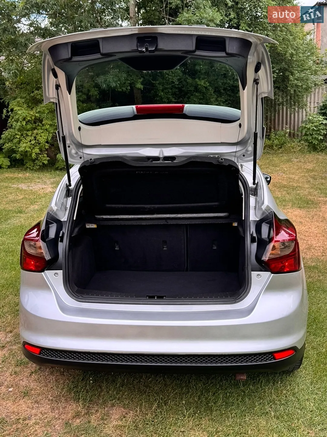 2011 Ford Focus - мініатюра 18
