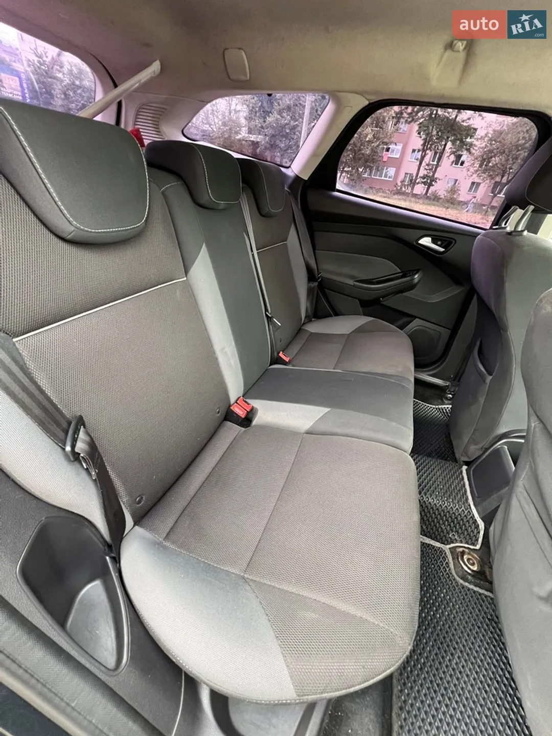 2011 Ford Focus - мініатюра 21
