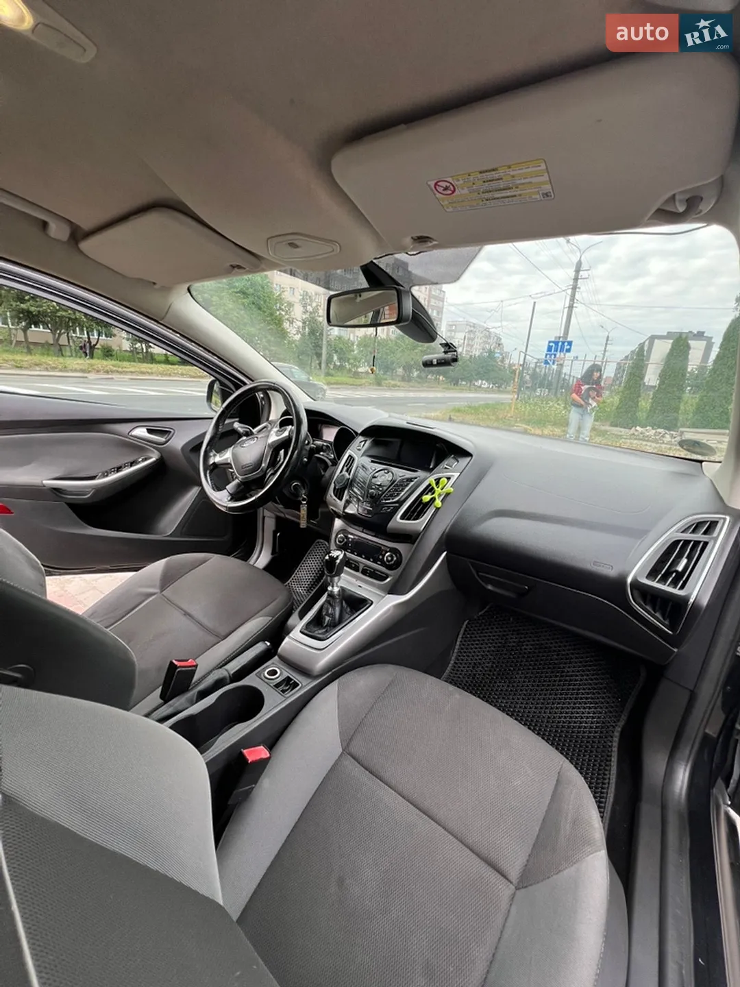2011 Ford Focus - мініатюра 26