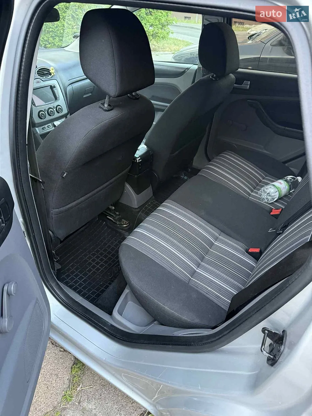 2010 Ford Focus - мініатюра 17