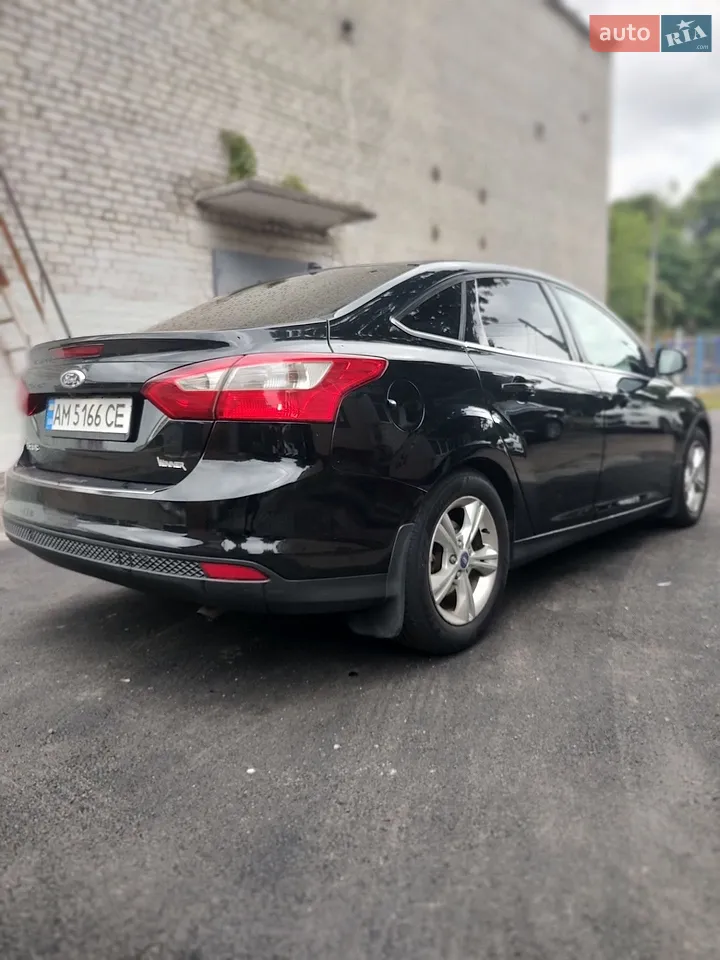 2011 Ford Focus - мініатюра 29