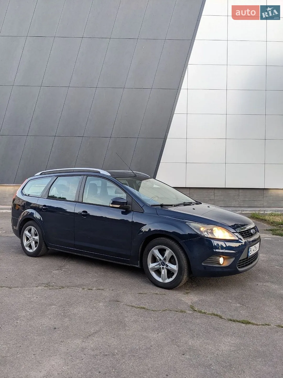 2010 Ford Focus - мініатюра 3