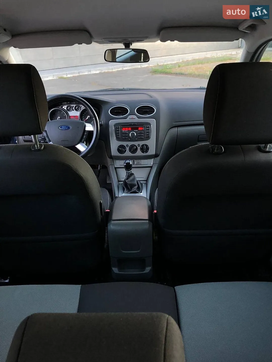 2010 Ford Focus - мініатюра 22