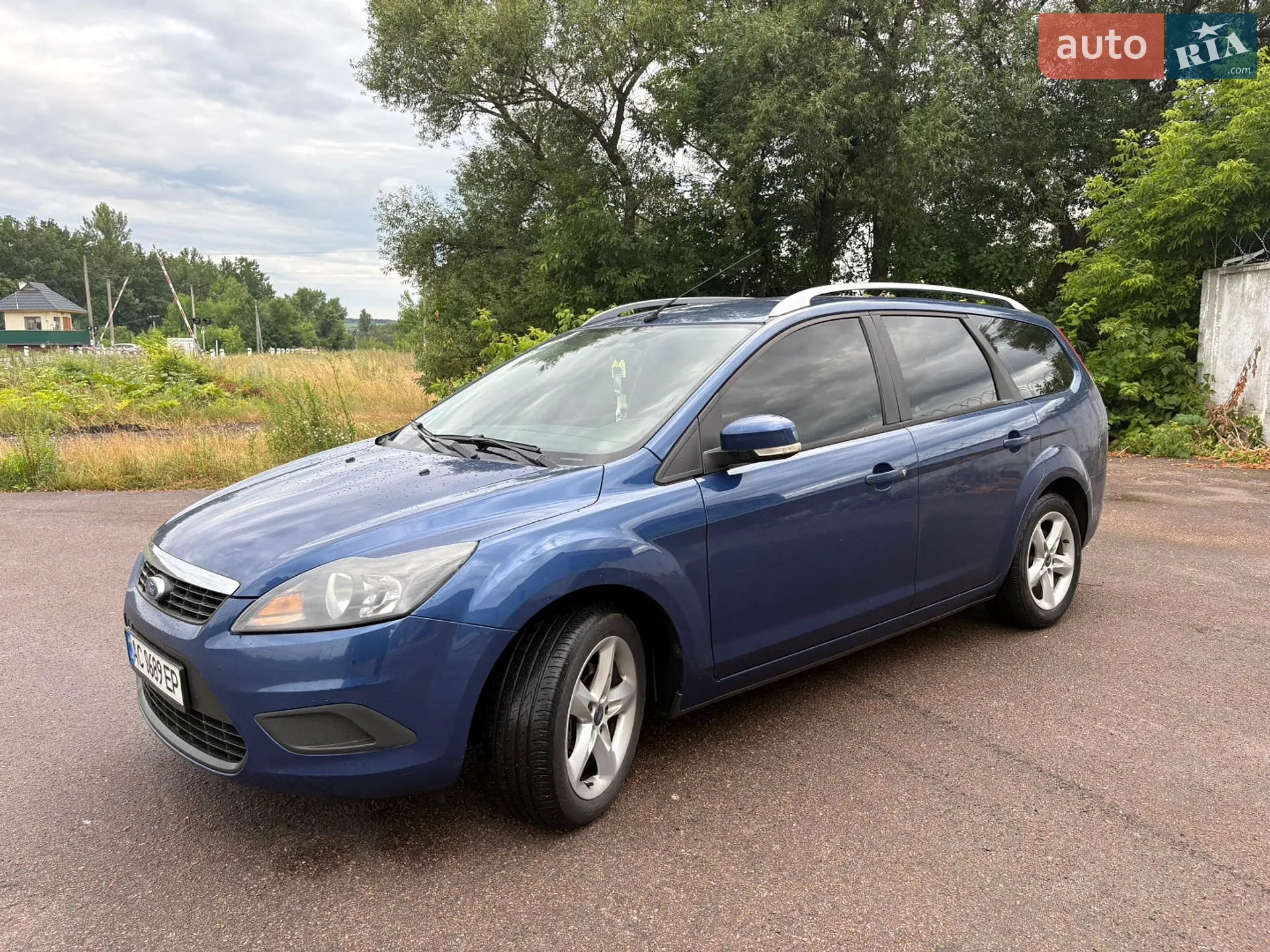 2010 Ford Focus - мініатюра 3