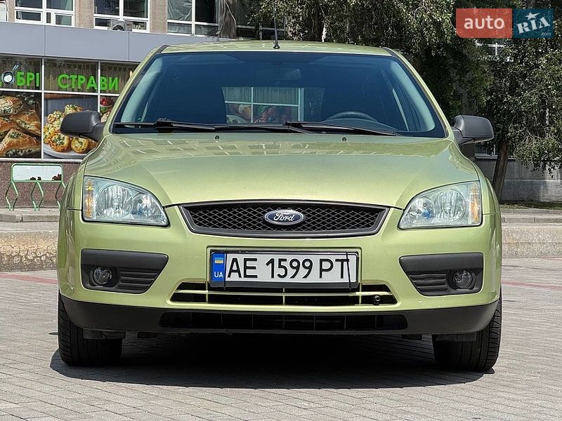 Хетчбек Ford Focus 2005 в Дніпрі