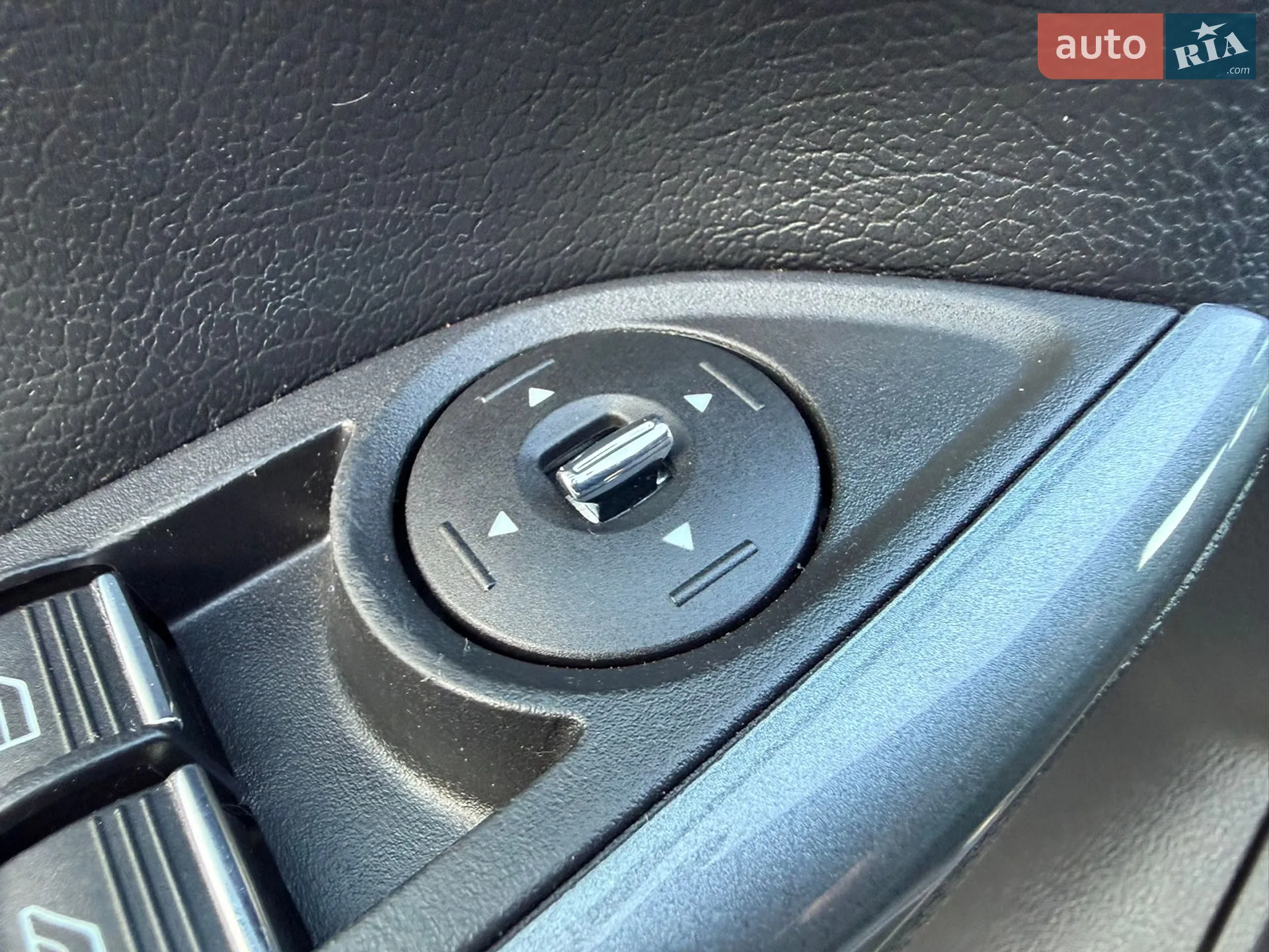 2013 Ford Focus - мініатюра 132